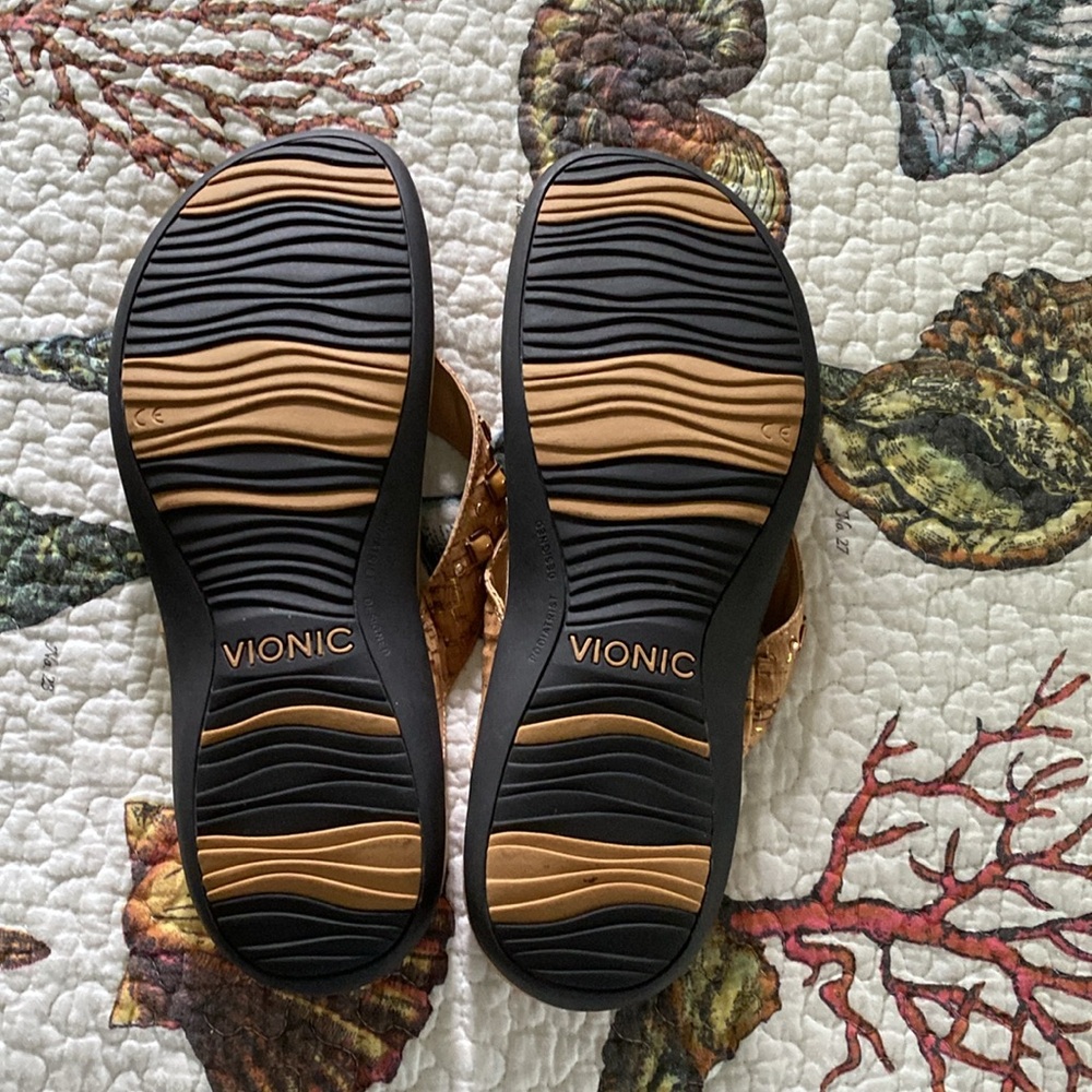 Vionic Floriana Sandals - Picture 5 of 5